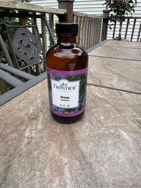Frontier Rose Fragrance Oil - Pink